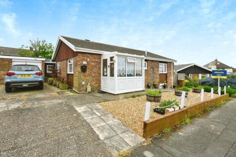 3 bedroom bungalow for sale