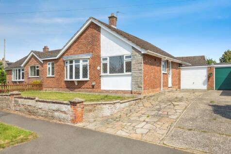 2 bedroom bungalow for sale