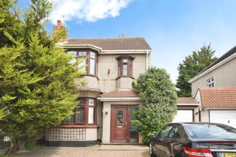 4 bedroom semi-detached house for sale