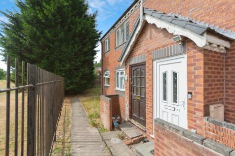 1 bedroom maisonette for sale