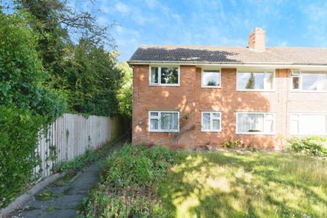 2 bedroom maisonette for sale