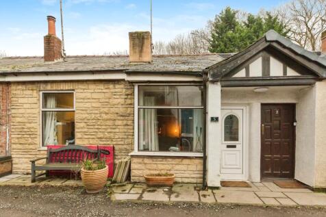 2 bedroom mews property for sale