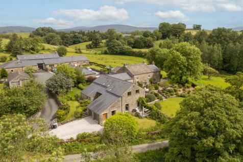 4 bedroom barn conversion for sale