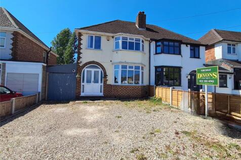 3 bedroom semi-detached house for sale
