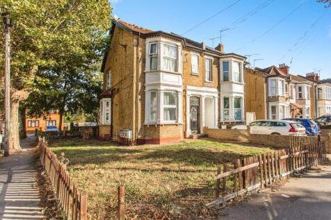 1 bedroom flat for sale
