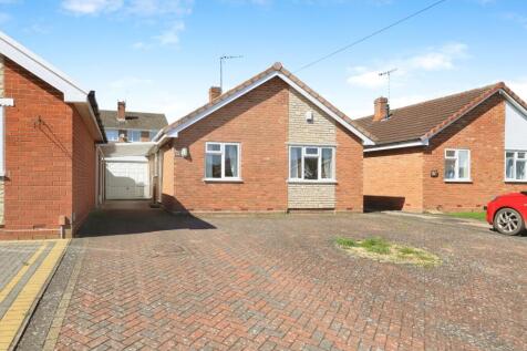 2 bedroom bungalow for sale