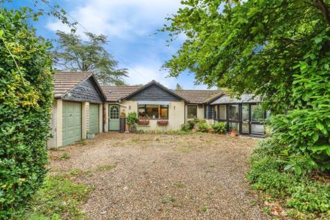 4 bedroom bungalow for sale