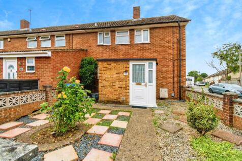 2 bedroom end of terrace house for sale