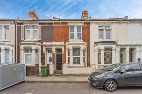 5 bedroom terraced house for sale