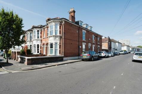 9 bedroom terraced house for sale