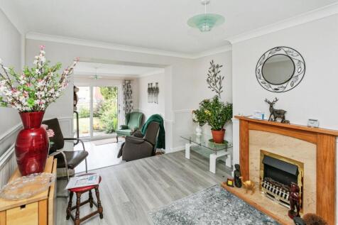 2 bedroom bungalow for sale