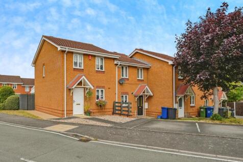 2 bedroom end of terrace house for sale
