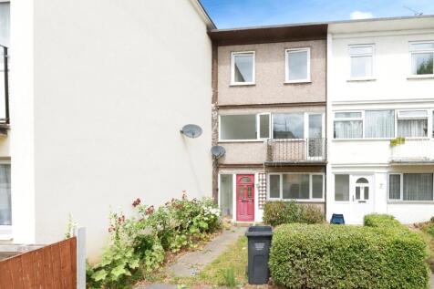 3 bedroom town house for sale