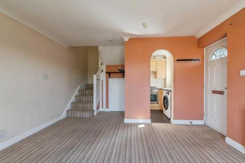 1 bedroom semi-detached house for sale