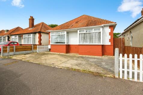 3 bedroom bungalow for sale