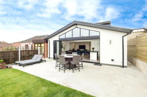 4 bedroom bungalow for sale