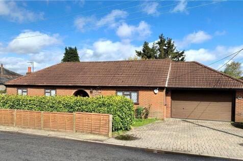 4 bedroom bungalow for sale