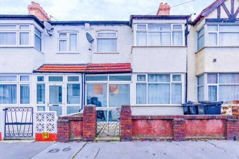 4 bedroom terraced house for sale