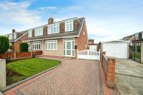 3 bedroom semi-detached house for sale