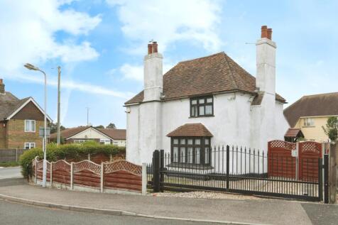 2 bedroom detached house for sale