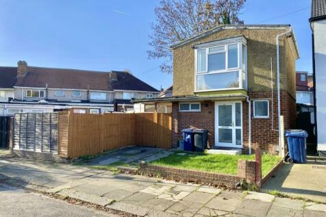 1 bedroom detached house for sale