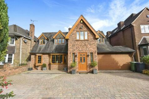 5 bedroom detached house for sale