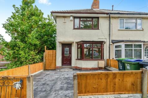 2 bedroom semi-detached house for sale