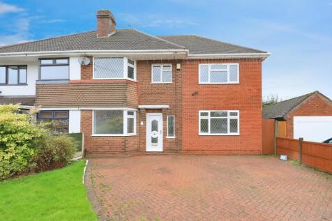 6 bedroom semi-detached house for sale