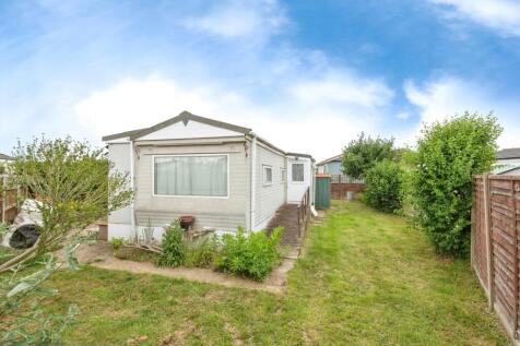 1 bedroom detached house for sale