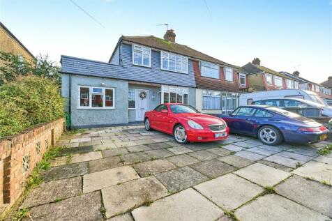 4 bedroom semi-detached house for sale