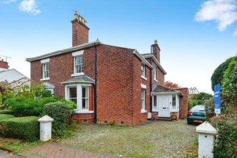 4 bedroom semi-detached house for sale