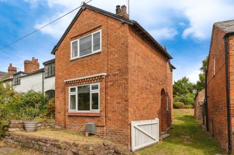 2 bedroom semi-detached house for sale