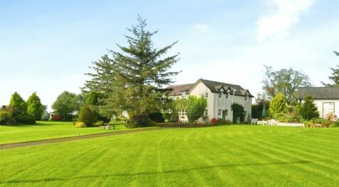 6 bedroom detached house for sale