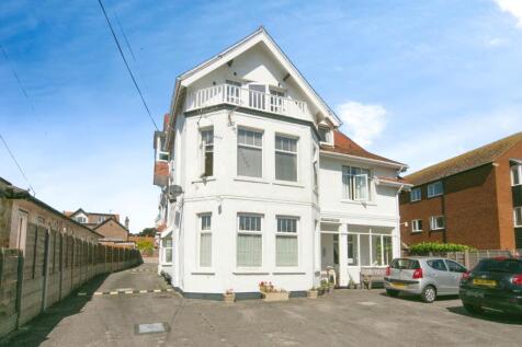1 bedroom maisonette for sale