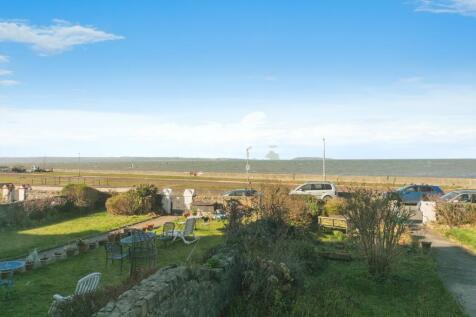 4 bedroom flat for sale