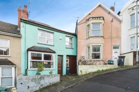 6 bedroom terraced house for sale