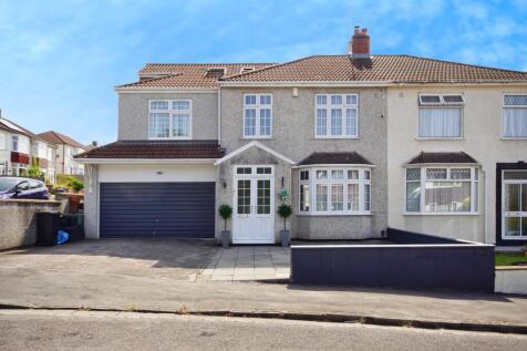5 bedroom semi-detached house for sale