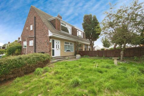 2 bedroom semi-detached house for sale