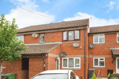 1 bedroom maisonette for sale