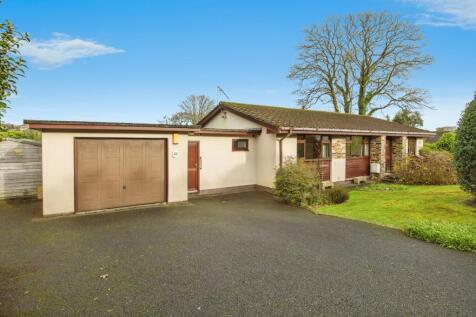 3 bedroom bungalow for sale