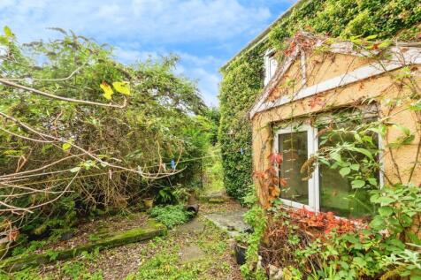 2 bedroom property for sale