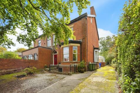 6 bedroom semi-detached house for sale