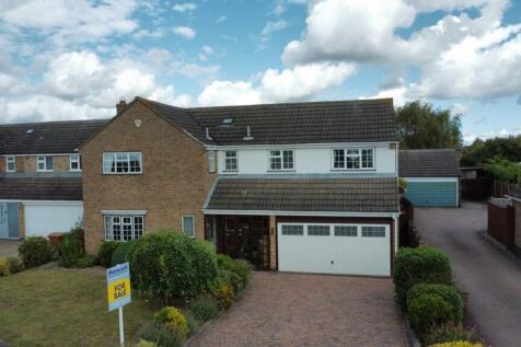 Norfolk Drive, Melton Mowbray, LE13 5 bed detached house for sale