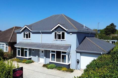 West Christchurch 4 bed detached house for sale