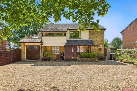 Whitehall, Christchurch Town Centre. 3 bed detached house for sale