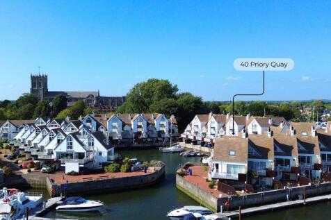 PRIORY QUAY, CHRISTCHURCH TOWN CENTRE 3 bed end of terrace house for sale