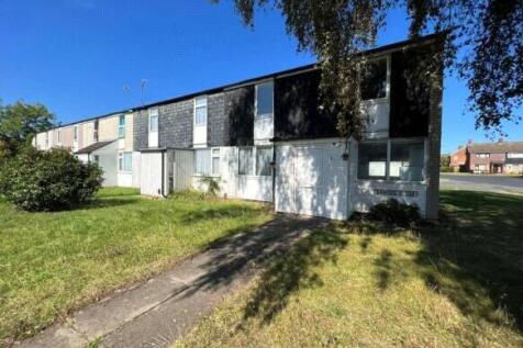 3 bedroom end of terrace house for sale