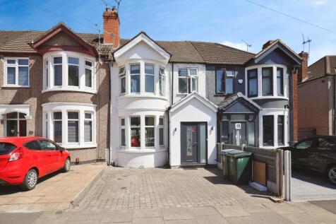 3 bedroom terraced house for sale
