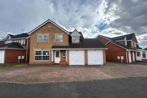 5 bedroom detached house for sale