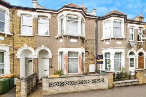 5 bedroom terraced house for sale